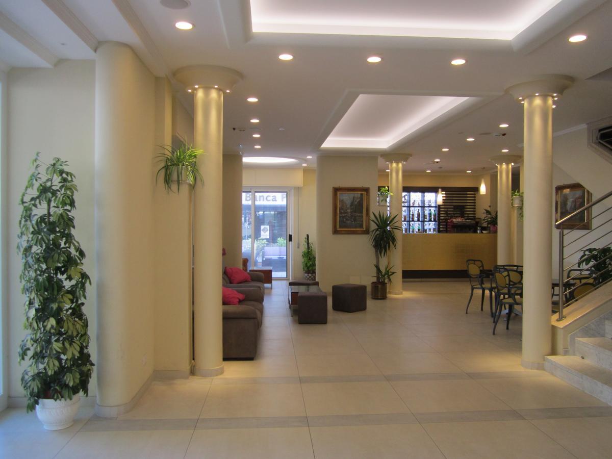 Hotel Des Bains Каттоліка Екстер'єр фото