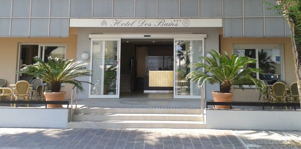 Hotel Des Bains Каттоліка Екстер'єр фото
